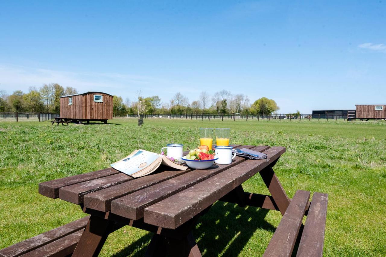 Honeysuckle Farm Holidays By Stay In Suffolk, Monk Soham Woodbridge Exterior photo